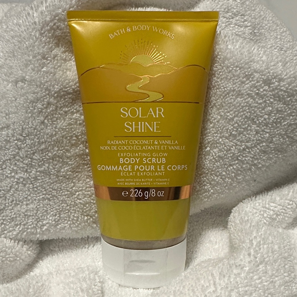 💫NEW!! Bath & Body Works Solar Shine Exfoliating Glow Body Scrub